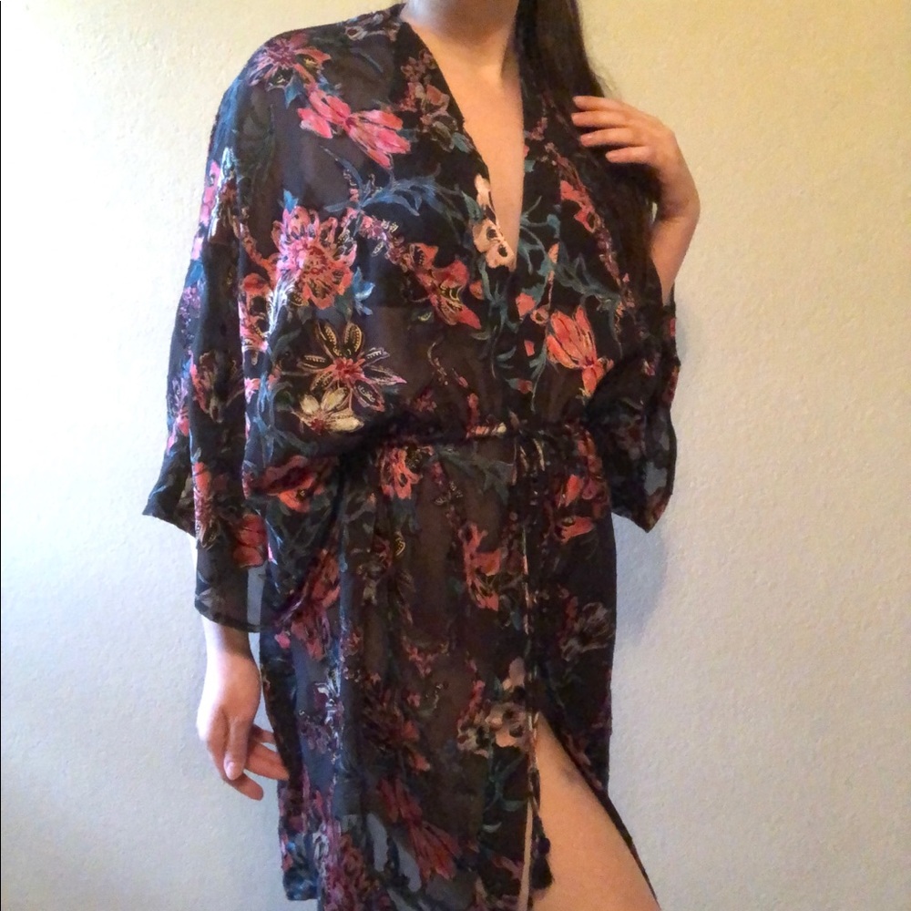 Like New Free People Sheer Floral Kimono